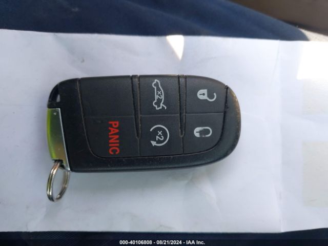 1C3CCCCG5FN661845 Chrysler 200 C
