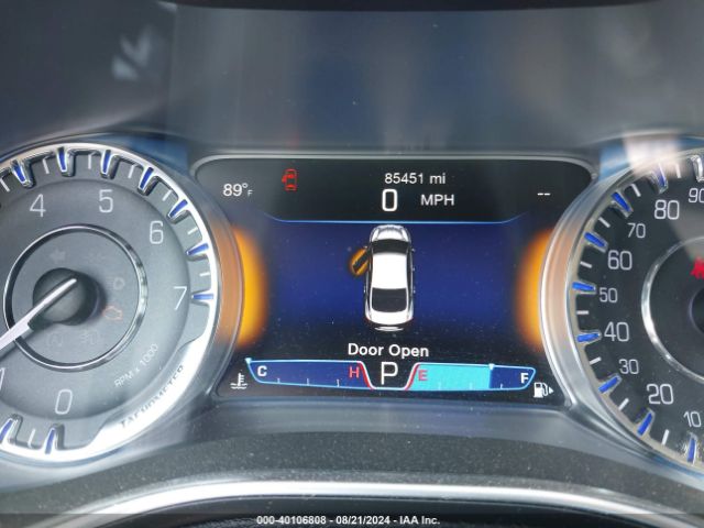 1C3CCCCG5FN661845 Chrysler 200 C