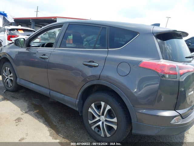 Toyota RAV4 LE 2018 2T3ZFREV4JW422445 Image 14