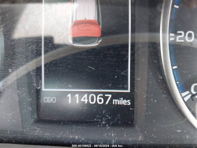 Toyota RAV4 LE 2018 2T3ZFREV4JW422445 Image 15