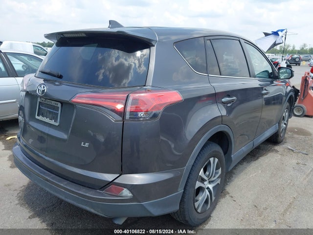 Toyota RAV4 LE 2018 2T3ZFREV4JW422445 Image 4