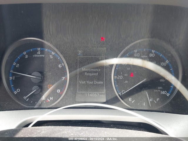 Toyota RAV4 LE 2018 2T3ZFREV4JW422445 Image 7