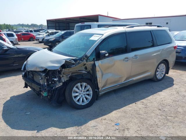 5TDDK3DC3FS128062 Toyota Sienna Limited Premium 7 Passenger
