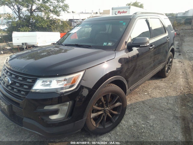 Ford EXPLORER XLT 2017 1FM5K8D8XHGB16299 Image 2