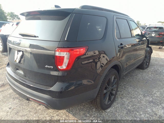 Ford EXPLORER XLT 2017 1FM5K8D8XHGB16299 Image 4
