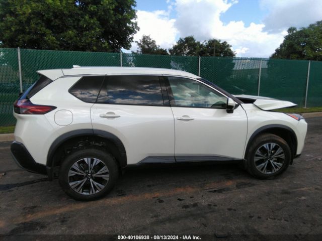 JN8AT3BB8MW219145 Nissan Rogue Sv Intelligent Awd