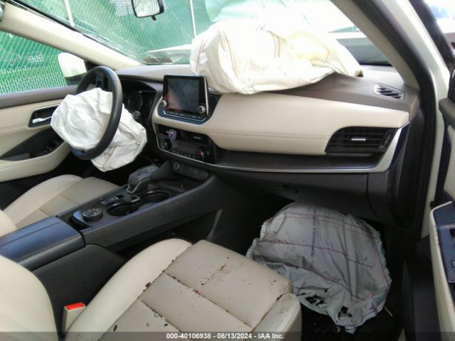 JN8AT3BB8MW219145 Nissan Rogue Sv Intelligent Awd