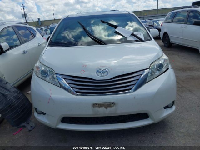 5TDYZ3DC6HS863411 Toyota Sienna Xle 8 Passenger