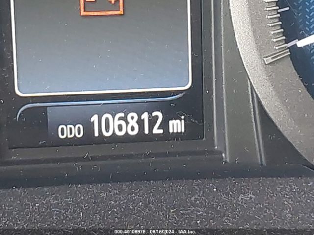 5TDYZ3DC6HS863411 Toyota Sienna Xle 8 Passenger