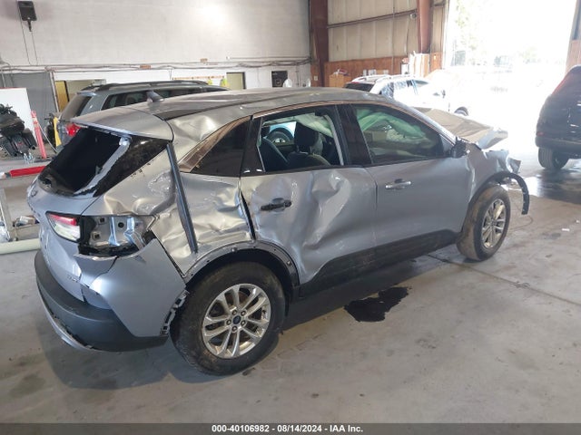 Ford ESCAPE SE 2022 1FMCU9G66NUA17834 Image 4