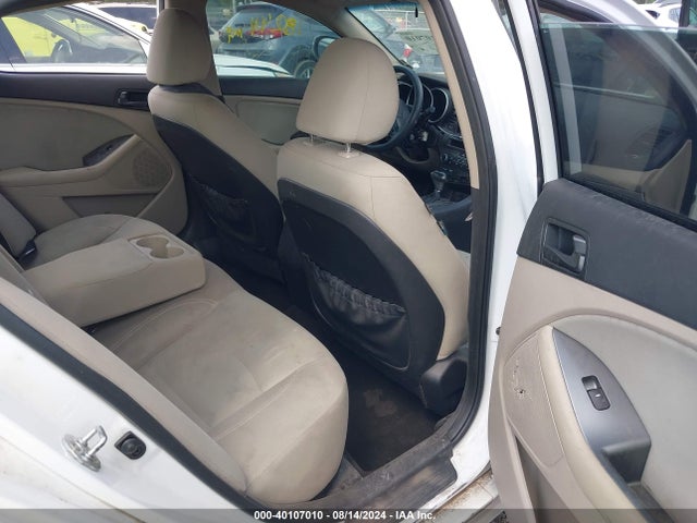 KIA Optima Lx 2015 5XXGM4A79FG384986 Image 8