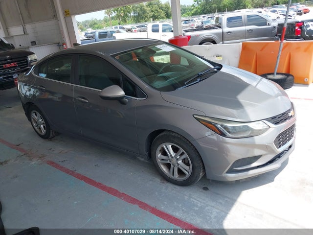 2018 1G1BE5SM9J7225834 main image