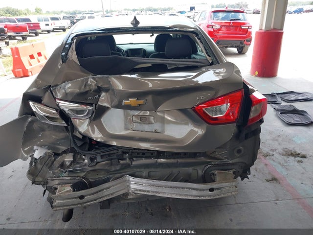 Chevrolet Cruze Lt Auto 2018 1G1BE5SM9J7225834 Image 17