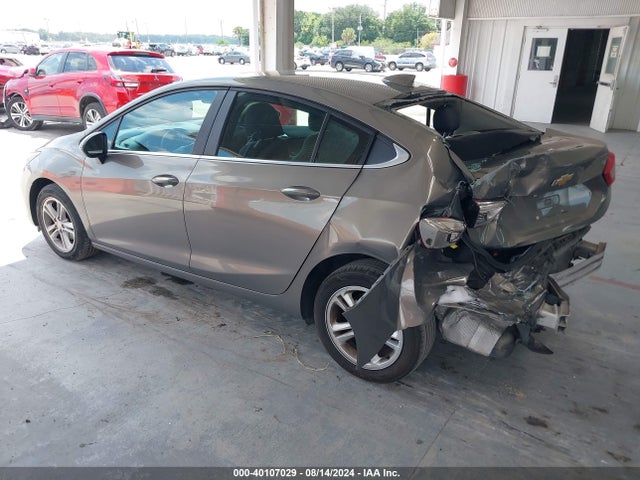 Chevrolet Cruze Lt Auto 2018 1G1BE5SM9J7225834 Image 3