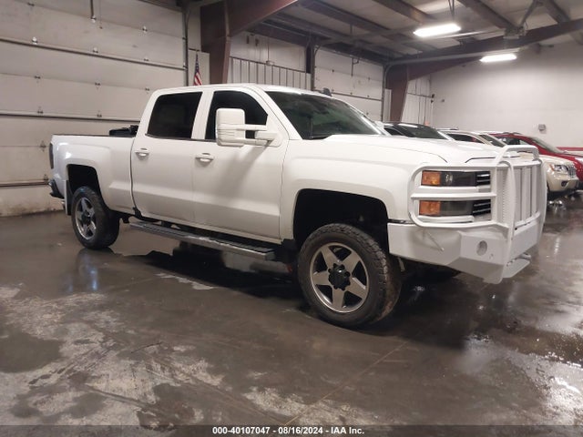 2016 1GC1KWE85GF211377 main image
