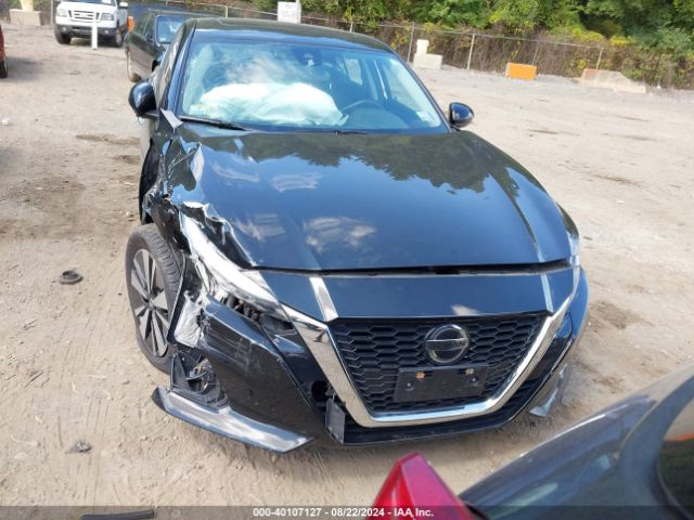 1N4BL4DW0MN416411 Nissan Altima Sv Intelligent Awd