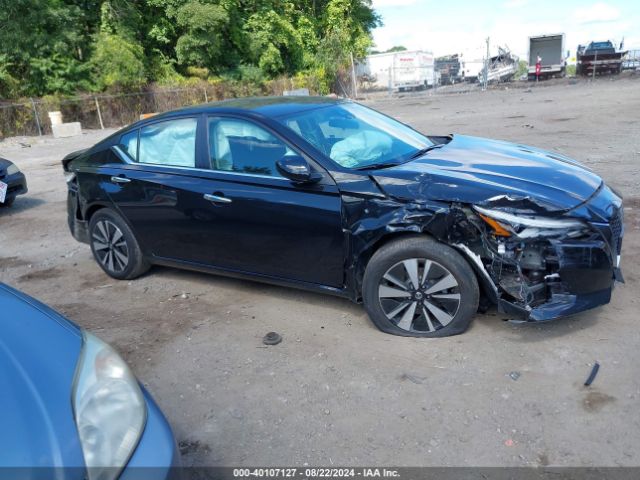 1N4BL4DW0MN416411 Nissan Altima Sv Intelligent Awd