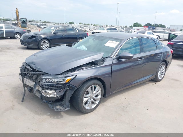 Honda ACCORD LX 2018 1HGCV1F1XJA243736 Image 2