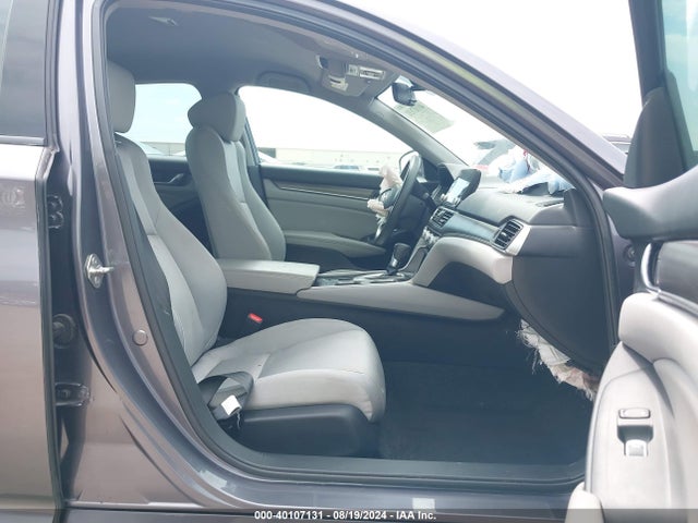 Honda ACCORD LX 2018 1HGCV1F1XJA243736 Image 5