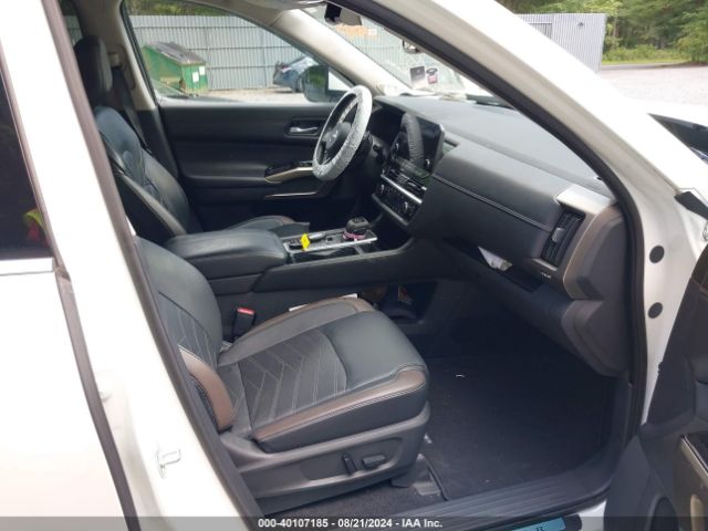 5N1DR3DK3NC205415 Nissan Pathfinder Platinum 4wd