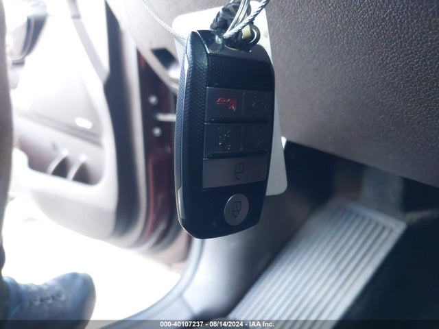 40107237 :رقم المزاد ، KNDME5C18G6142687 vin ، 2016 Kia Sedona Sx Luxury مزاد بيع