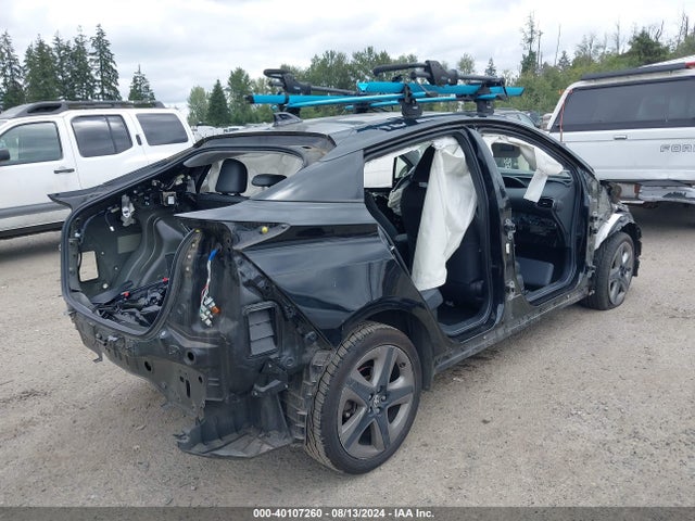 Toyota PRIUS XLE 2020 JTDKARFU3L3115621 Image 4
