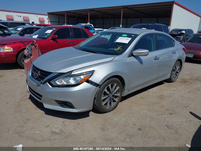 Nissan Altima 2.5 Sv 2017 1N4AL3AP2HC267360 Image 2