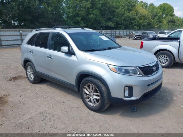 5XYKT4A63FG556381 KIA SORENTO LX