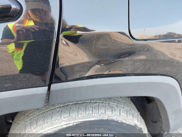 Toyota RAV4 LE 2019 2T3F1RFV7KC050067 Image 18