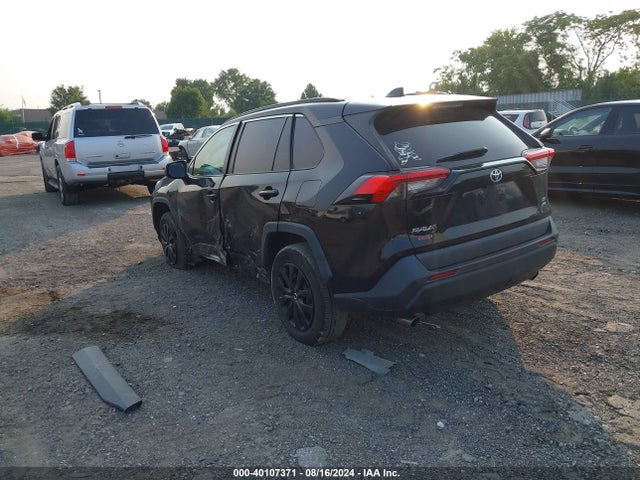 Toyota RAV4 LE 2019 2T3F1RFV7KC050067 Image 3