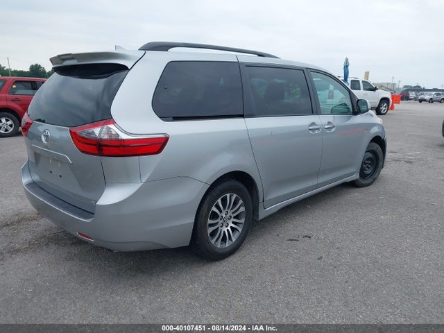 5TDYZ3DC5LS049176 Toyota SIENNA XLE
