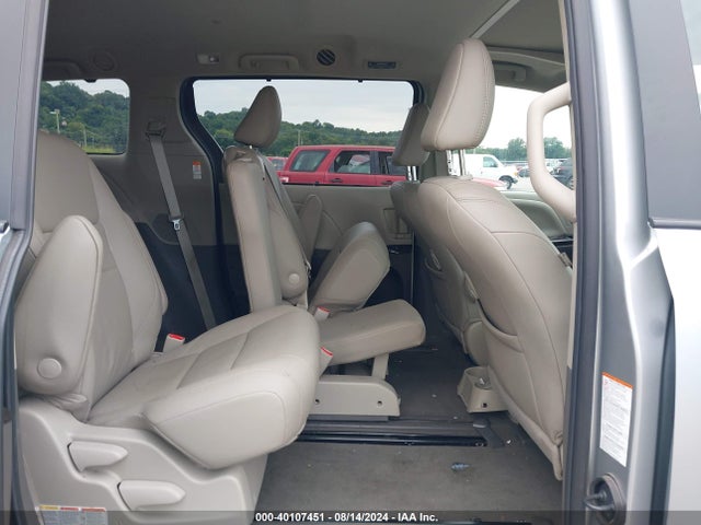 5TDYZ3DC5LS049176 Toyota SIENNA XLE