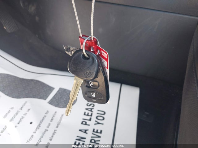 Hyundai ELANTRA SE 2018 KMHD74LF3JU588941 Image 11
