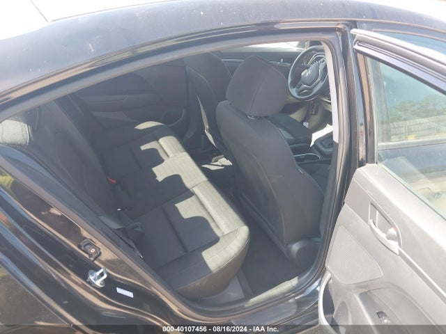 Hyundai ELANTRA SE 2018 KMHD74LF3JU588941 Image 8
