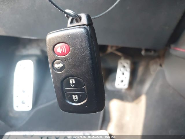 JF1ZNAA19E8708249 Scion Fr-s Monogram