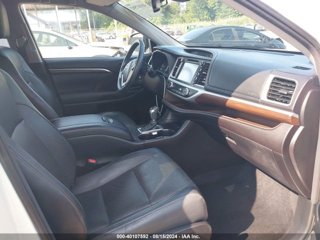 5TDDKRFH9GS266573 Toyota Highlander Limited V6