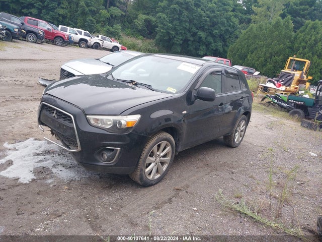 4A4AR3AUXFE006714 Mitsubishi Outlander Sport Es