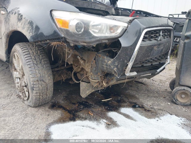 4A4AR3AUXFE006714 Mitsubishi Outlander Sport Es