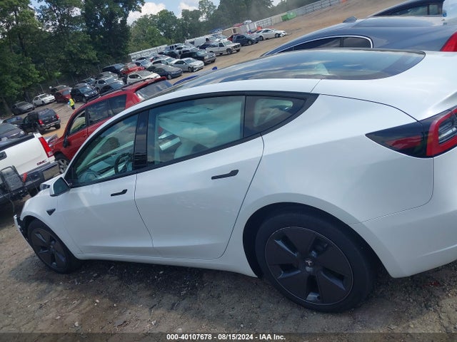 Tesla Model 3 Rear-wheel Drive 2023 5YJ3E1EAXPF588183 Image 14