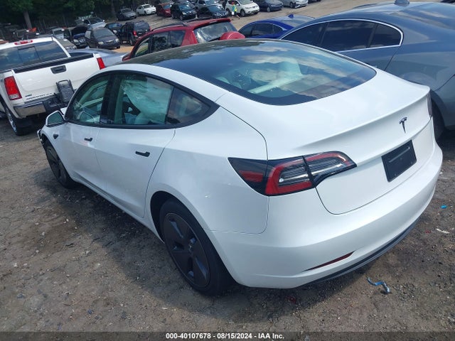 2023 TESLA MODEL 3 5YJ3E1EAXPF588183 Photo 2