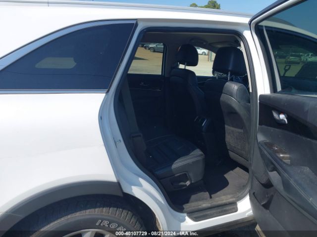 5XYPG4A34HG330885 KIA Sorento 2.4l Lx