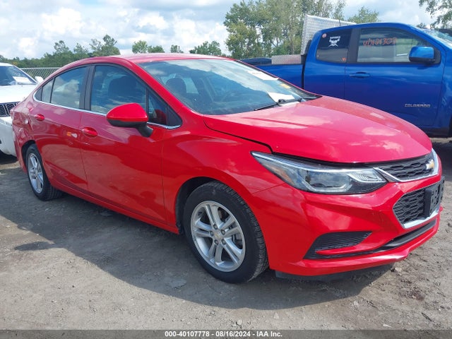 Chevrolet Cruze Lt Auto 2018 1G1BE5SM5J7166457 Image 1