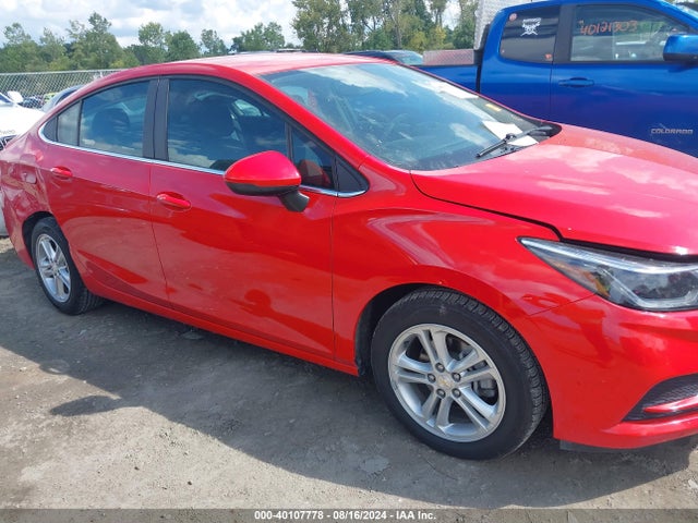 Chevrolet Cruze Lt Auto 2018 1G1BE5SM5J7166457 Image 13
