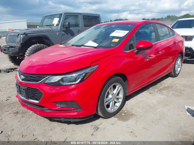 Chevrolet Cruze Lt Auto 2018 1G1BE5SM5J7166457 Image 2