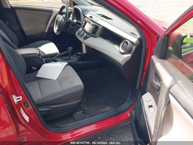 Toyota RAV4 LE 2015 JTMBFREV9FJ048583 Image 5