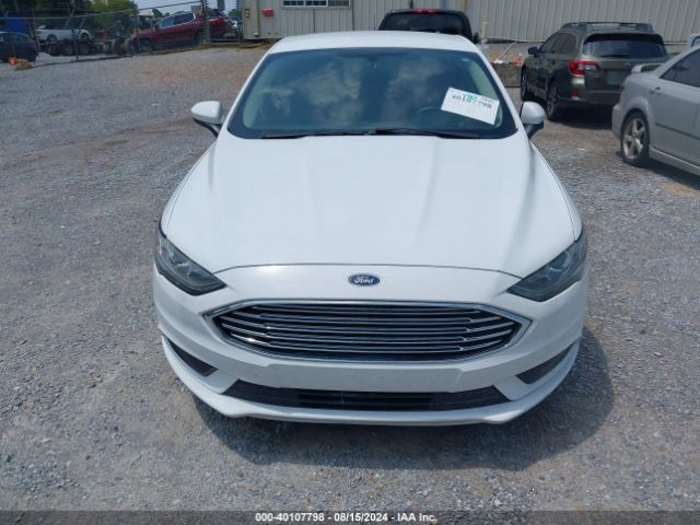 3FA6P0H78HR370637 Ford FUSION SE