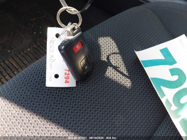 Toyota Rav4 Xle 2017 JTMRFREV8HD216584 Image 11