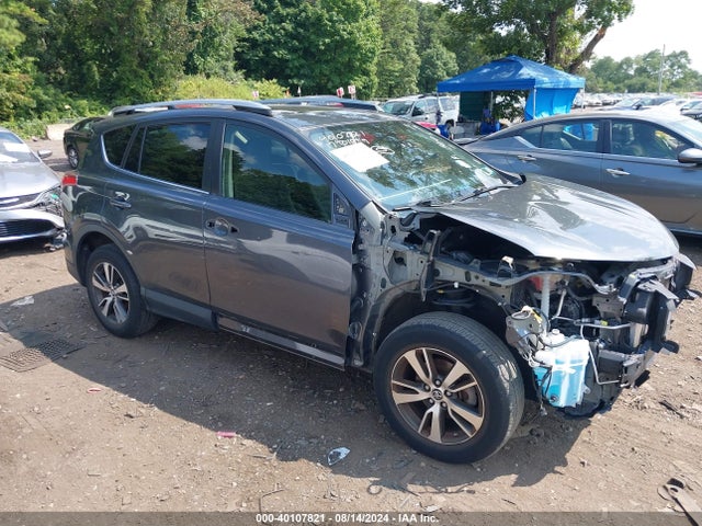 Toyota Rav4 Xle 2017 JTMRFREV8HD216584 Image 13