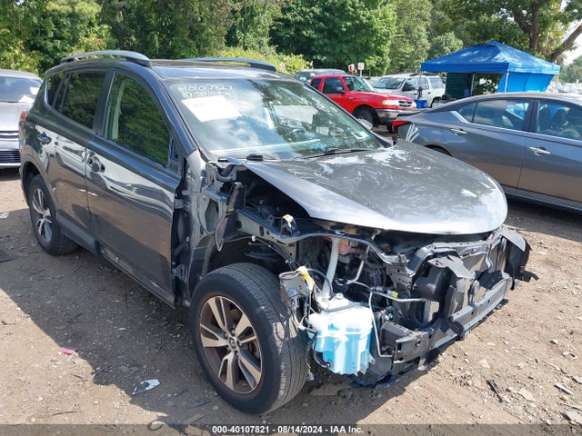 Toyota Rav4 Xle 2017 JTMRFREV8HD216584 Image 6