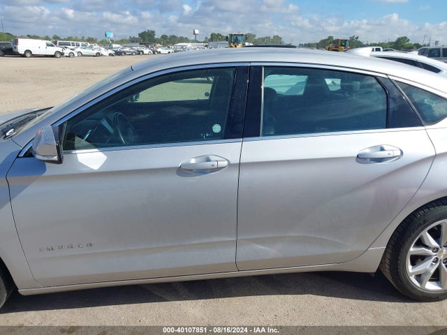 Chevrolet IMPALA 1LT 2018 2G1105SA0J9154523 Image 14